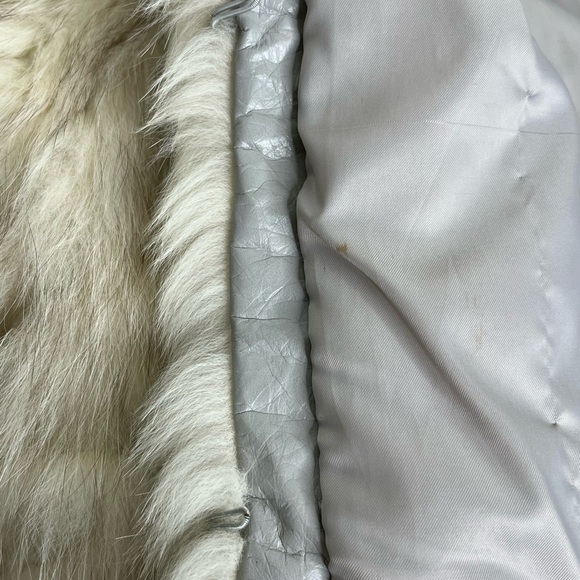 Saga Fox Women's Small Blue Fox Fur From Finland Coat With Slit Pockets - Picture 3 of 14